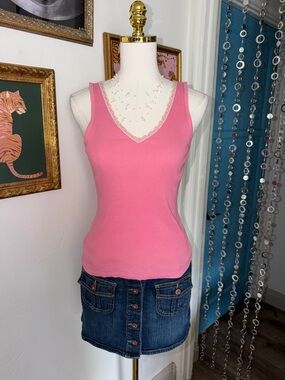 Vintage Y2K Pink Lace-Trim V-Neck Tank Top
